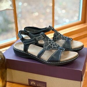 New with box-Clarks Black Sandals with White Stitching